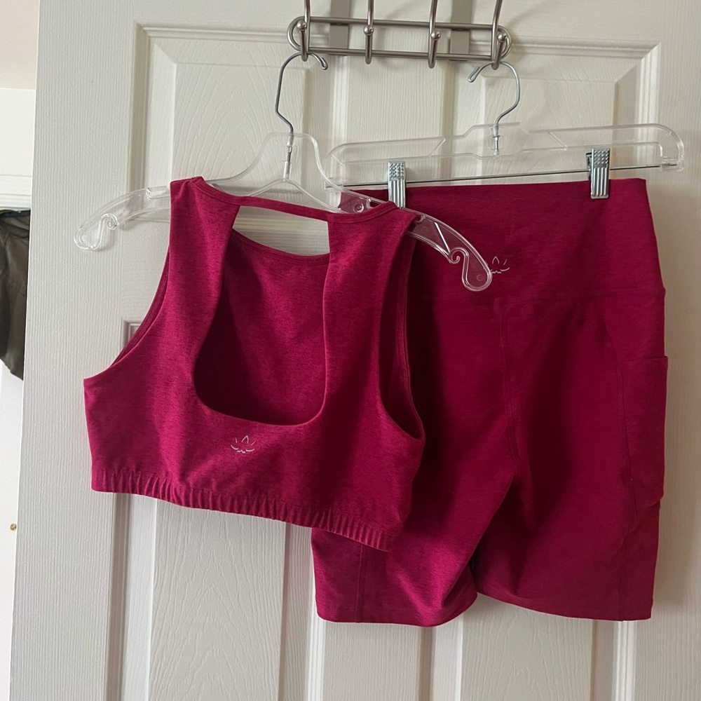 Beyond Yoga Open Back Bra and Pocket Short Dragonfruit-Sangria Set